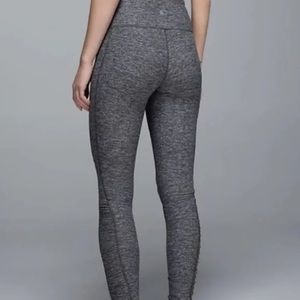 Lululemon Heathered Gray 25" Leggings